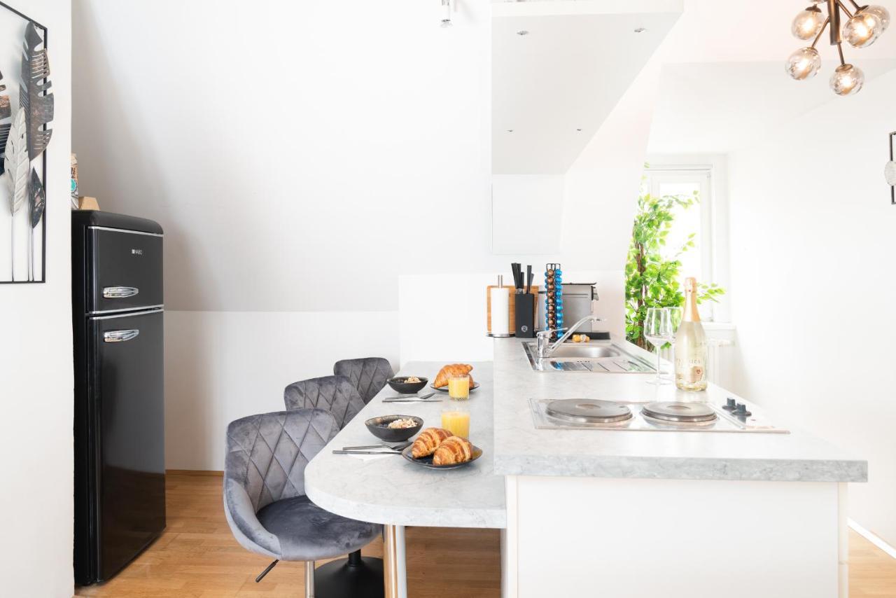 Comfy Downtown Loft - Self Check-In - Centre Of Graz Apartment Exterior photo